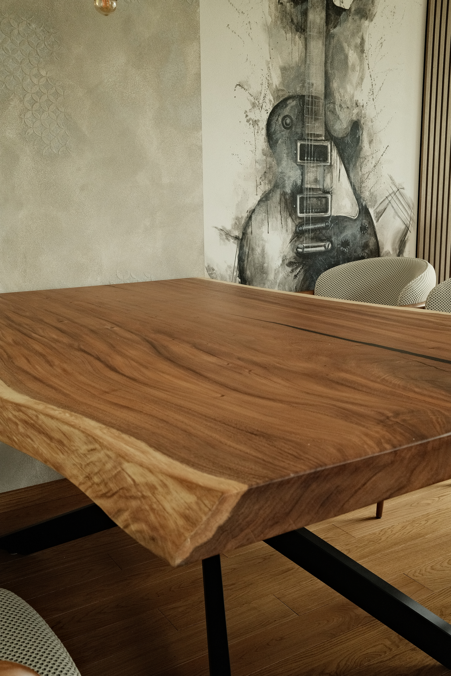 Indonesian Suar Essence