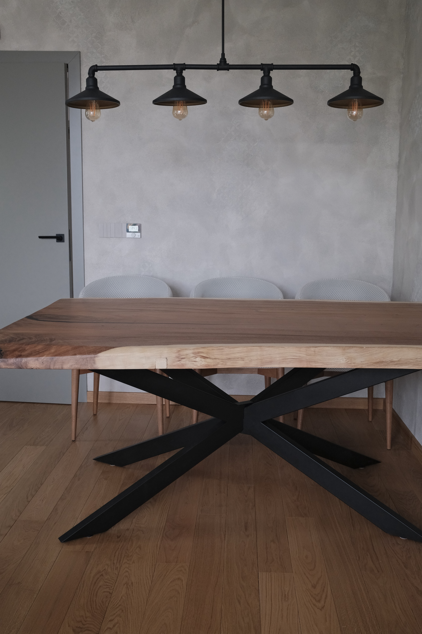 Indonesian Suar Essence