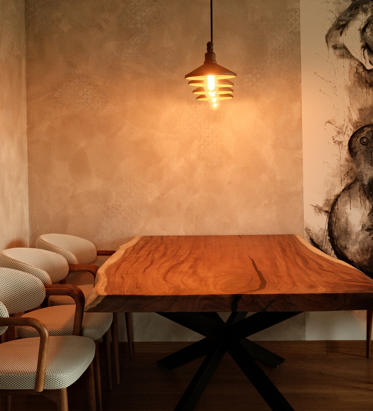 Indonesian Suar Essence